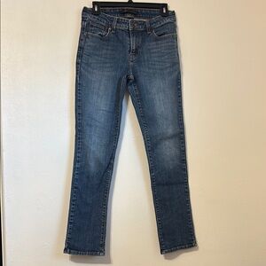Deal on Levi's Blue Straight Leg blue Jeans 6M mid rise skinny Denim Style